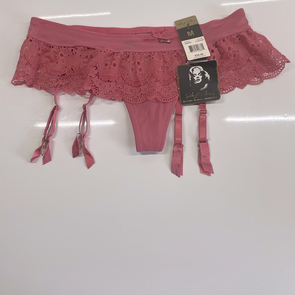 Sexy Garter Belt- BRAND NEW WITH TAGS